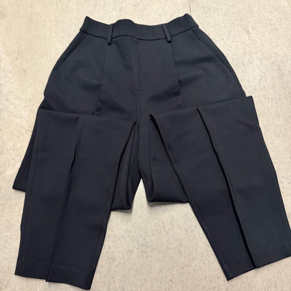Spanx ponte barrel leg pants